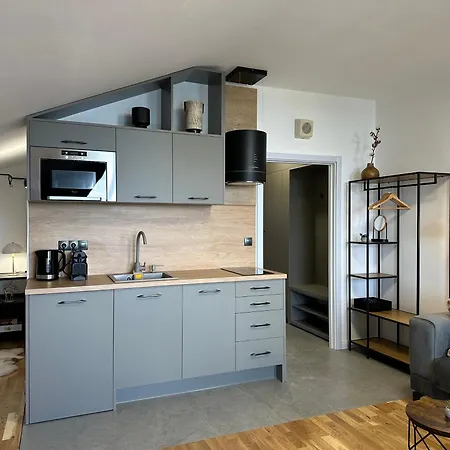 Sana 702 In Flora, * Borovets